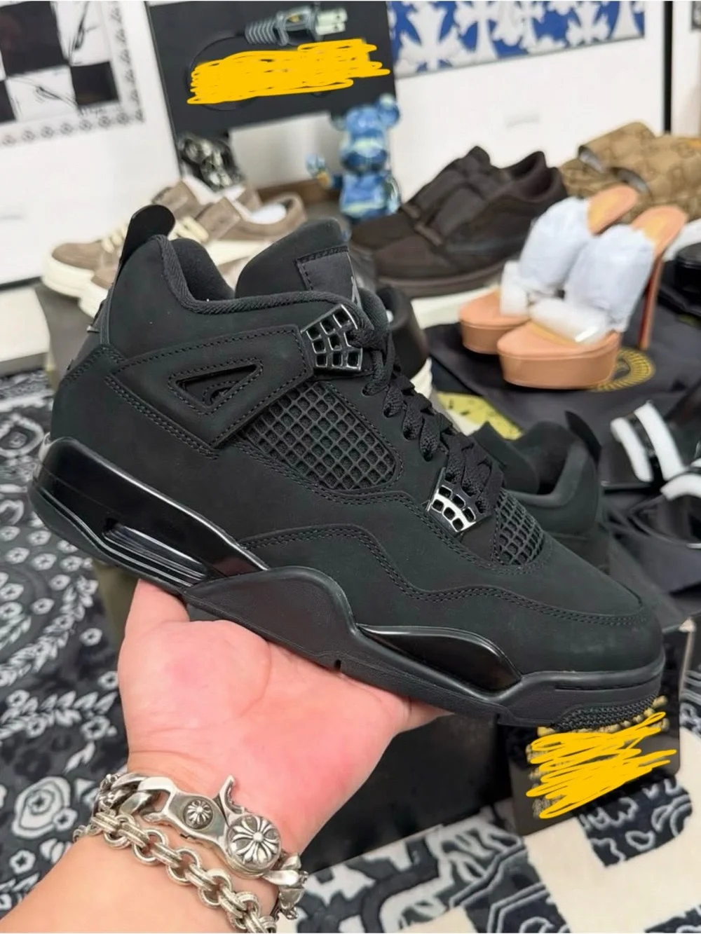 Jordan Men's Black Matte Retro Basketball Sneakers